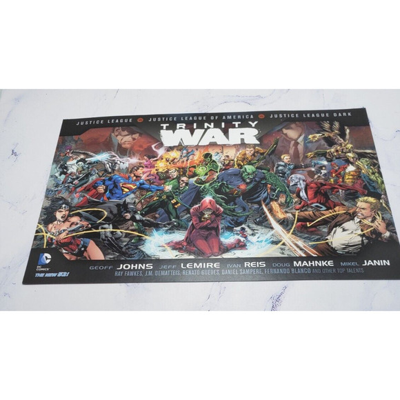 Justice League Trinity War DC Comics Promo Card - Picture 1 of 6